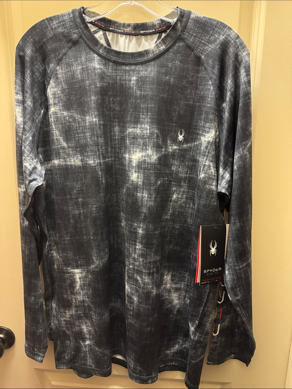 Spyder Men’s Black & White Tie-Dye Long Sleeve Shirt